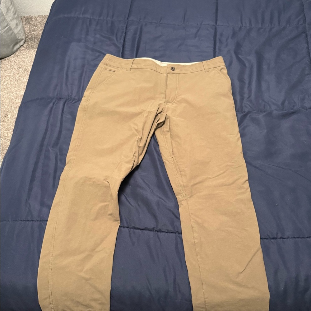 Men's Tan Pants